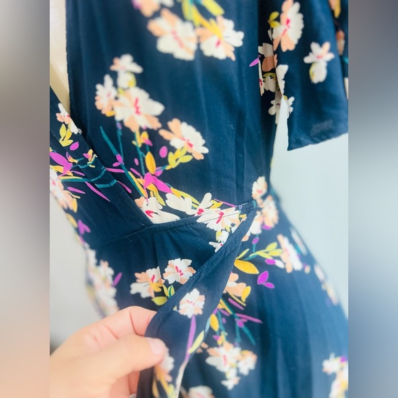 COTTON CANDY FLORAL PRINT DRESS SIZE L GREAT CONDITION - Picture 9 of 14